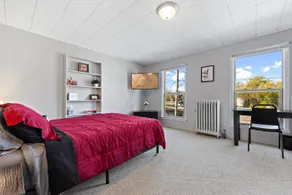 Cozy & Convenient Family Getaway - Image 5