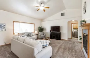 King beds/private yard/BBQ grill - Image 3