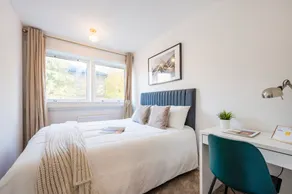 Beautiful 3-bed house-the centre - Image 4