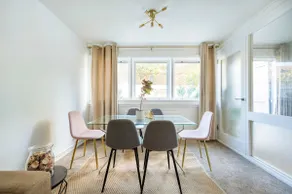 Beautiful 3-bed house-the centre - Image 2