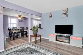Home in Harrisburg - Image 2