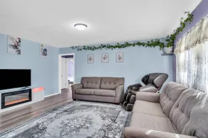 Home in Harrisburg - Image 5