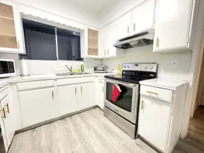Quaint 3or4BR Suite 2BA on 2 floors close to Beach - Image 3