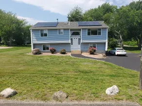 Narragansett, Bonnet Shores - Walk to the beach! - Image 2
