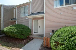 Charming 3BR, 2BA in Central Williamsburg! - Image 2