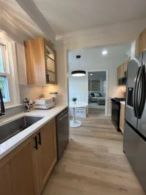 Fully Furnished Upscale Family Home 5B 3Ba - Image 4
