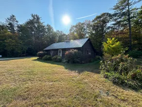 Charming Log Home at Valley Brook - Image 2