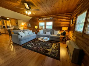 Charming Log Home at Valley Brook - Image 3