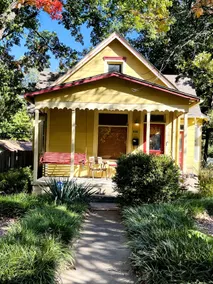 Charming historic home 2 blocks from KU - Sleeps 6 - Image 2
