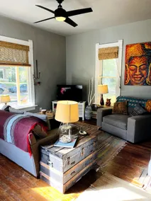 Charming historic home 2 blocks from KU - Sleeps 6 - Image 4