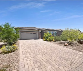 Getaway in Gated Golf Community! - Image 3