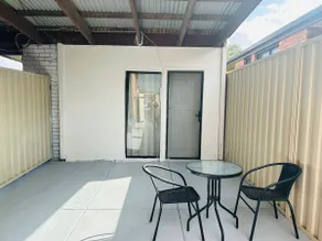 Brand new house in Sunshine West - Image 4
