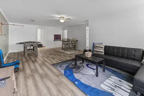 6BR Family Home by Grand Park - Image 2