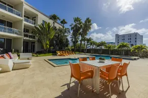 Modern 4BR, 200 Mts Eagle Beach - Image 2