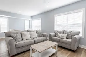 Townhouse 2 blocks from beach w/ amazing rooftop! - Image 3