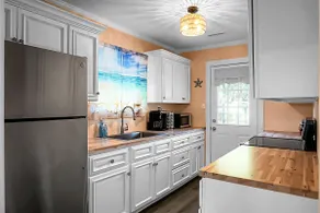 Coastal Cottage Central location - Image 2