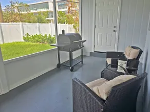 Minutes to Beach! Private Patio! - Image 2