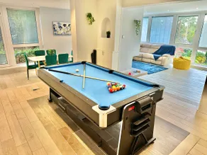 5 Bed House - Pool - Hot Tub - Sauna - Near Coast - Image 3