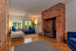 Cottage Retreat-Fireplace & Garden nr Ironbridge - Image 3