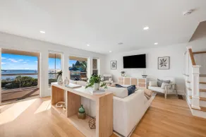 Luxury Starboard Townhome Steps to Niles Beach - Image 2