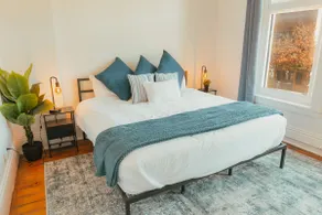 Large Condo in GR - Image 3