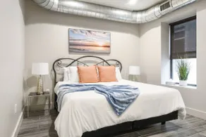 Comfy 20 Min FIFA- 2 min Walk to Prudential center - Image 2