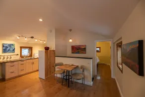 Located in Downtown Whitehorse - Treehouse - Image 3