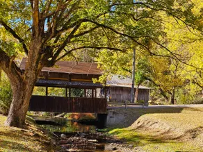 The Hudson House, Country Colonial Retreat - Image 2