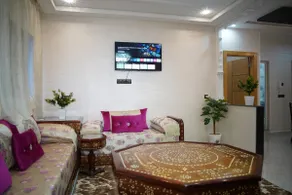 Fast Wifi 200 Mbps ,IPTV, Parking & Spacious Apart - Image 3