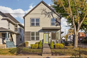 Bright & Cozy 4BR with Movie RM + Patio + Parking - Image 2