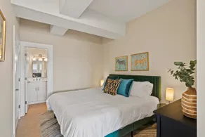 Vintage Charm Meets Modern Style- Downtown Athens - Image 2
