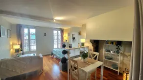 Cozy Studio with Harbor View - Image 2