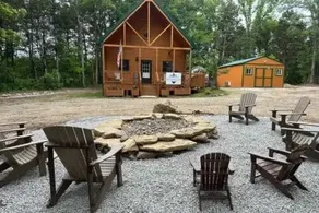 Charlie Long Cabin - Image 3