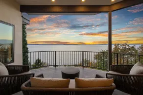 West Seattle | Ocean & Mountain Views + Balcony - Image 3