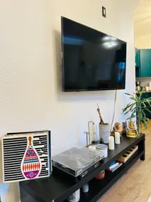 Charming Gaslamp Getaway Condo w/ free parking - Image 5