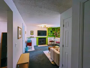 Tulip House: Adventurer's Retreat - Image 3