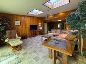 Home on South Slough - Image 5