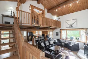 Aurora Views in Private Log Cabin - Image 2