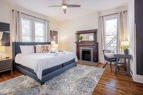 NEW Historic Mansion-Sleeps 15-Game Room-Parking - Image 4