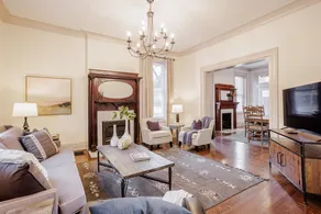 NEW Historic Mansion-Sleeps 15-Game Room-Parking - Image 2