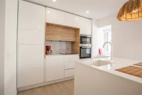Sea Surf & The City- Beach Apt-Air Cond - Image 3