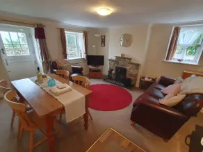Lonin Cottage - Image 3