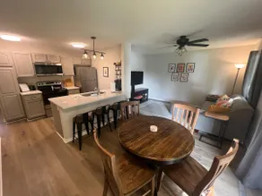 Riverview Retreat - Image 4