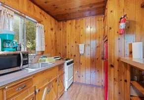 Aden Cabin - Image 2