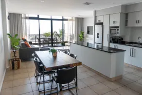 Canal Three Bedroom Apartment: No Load shedding - Image 4