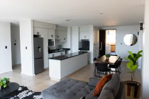 Canal Three Bedroom Apartment: No Load shedding - Image 2