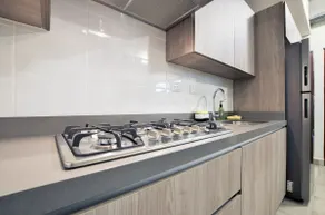 Centrally located & New! 1 Queen Bed + Double Sofa Bed - Image 5