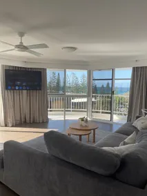 Your Burleigh Beach getaway - Image 2
