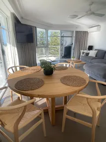 Your Burleigh Beach getaway - Image 4