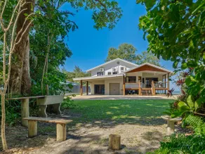 Family Shores - Beachfront Bliss - Image 3